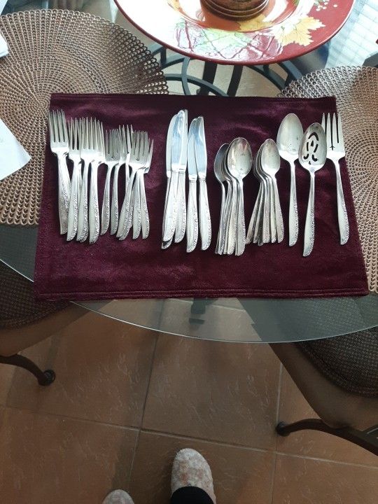 Silverware. Oneida Silverplated...1948