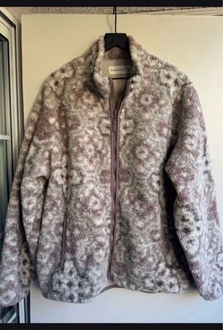 Men’s Abercrombie and Fitch sweater