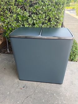 Trash Can, 2 x 8 Gallon (2 x 30 L),