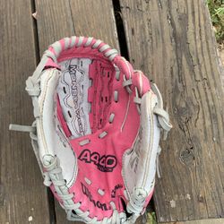 Wilson Child’s Softball MIT