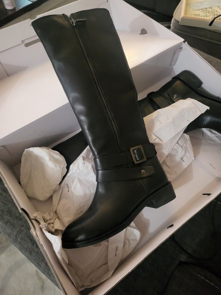 Aldo Womans Boots New Size 6.5