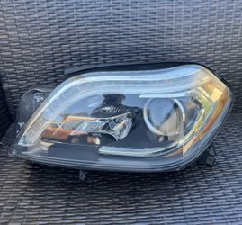 2012 2013 2014 2015 2016 Mercedes-Benz GL350 GL450 GL550 Left Driver Side Xenon Complete Headlight OEM