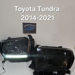 Toyota Tundra 2014-2021 Headlights