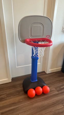 Little Tikes Basketball Set
