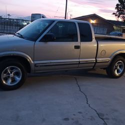 2001 Chevrolet S-10