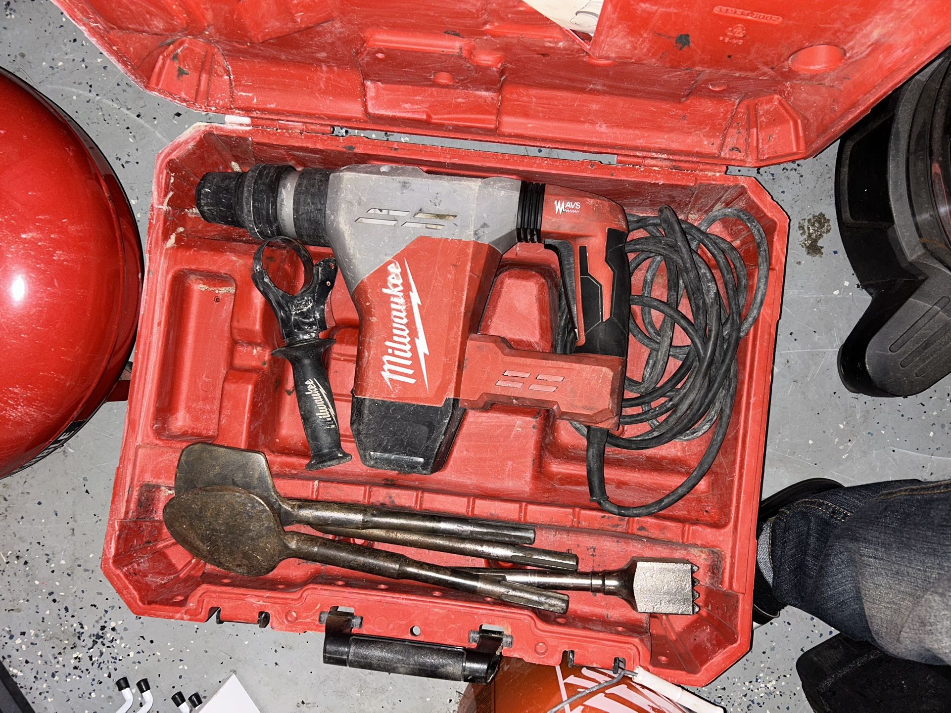 Milwaukee Jackhammer
