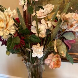 Beautiful Artificial Floral Arrangement 