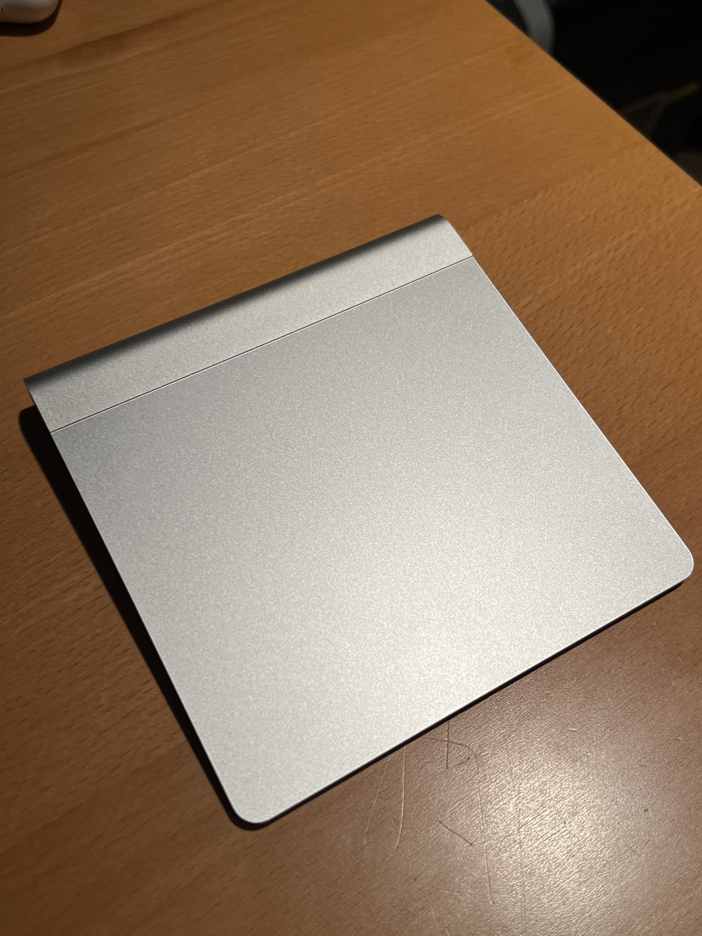 Apple Magic Trackpad 1