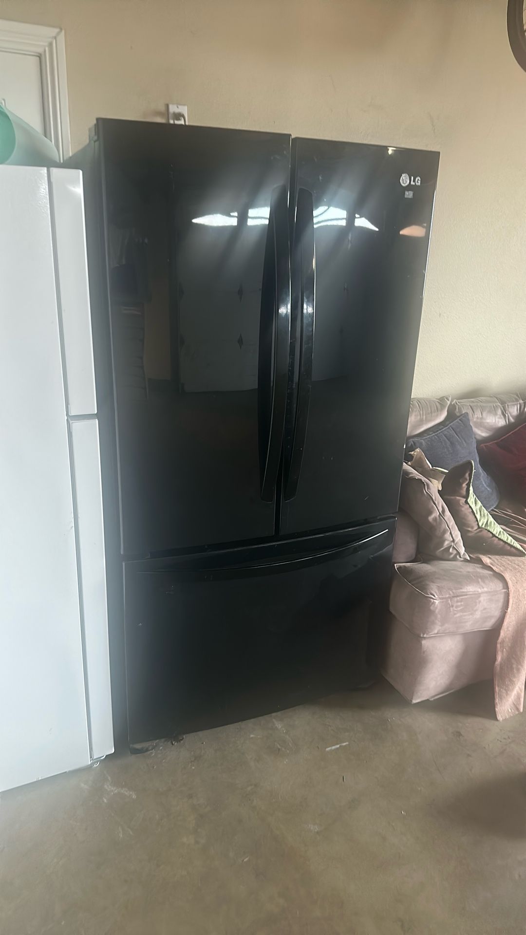 LG refrigerator