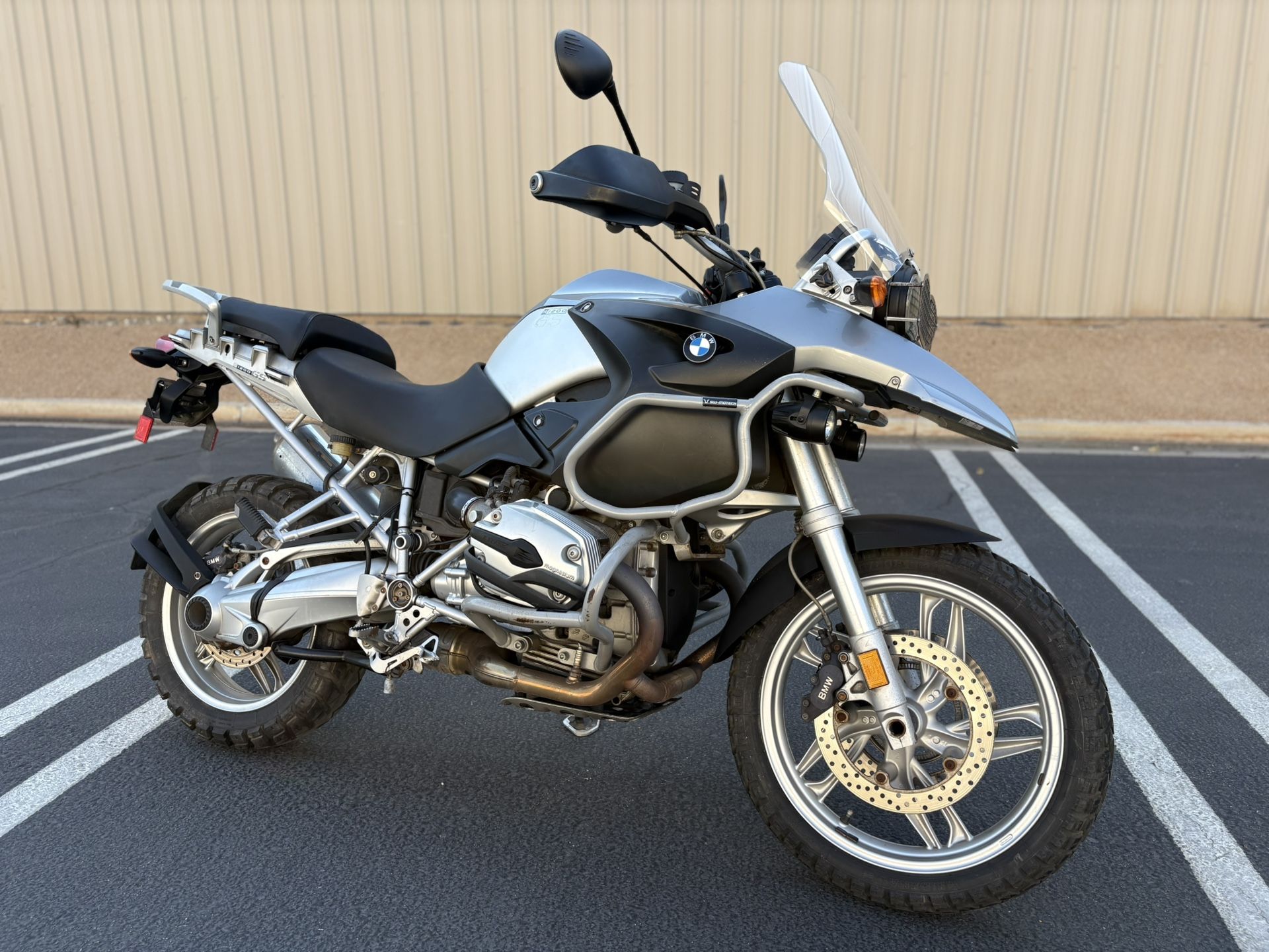 BMW 2006 R1200GS Motorcycle - Clean Title!