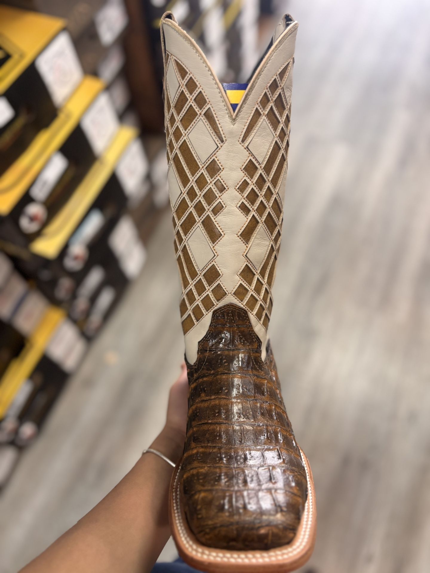 men boots 