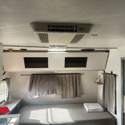 Camper