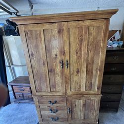 Wooden armoire 