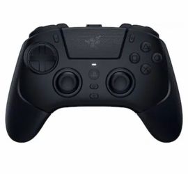 Wireless gaming controller