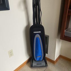 Oreck Vacuum Cleaner 