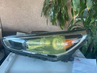 2018-2020 NEW!!! Hyundai Elantra Hatchback GT (Left Side) BLACK LED Headlight OEM