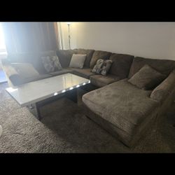 Living Room Sectional Set 