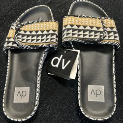 NEW Women’s Size 9 Dolce Vita Annalyse Yellow Black White Slides