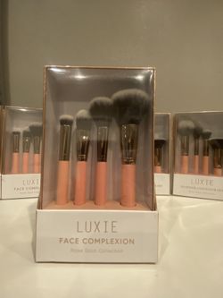 Makeup Brushes