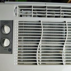 Window Air Conditioner GE 5000 BTU