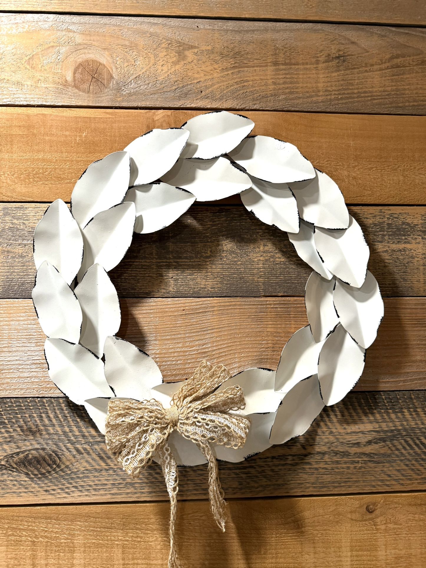 19” Metal Laurel Leaves Wreath with Burlap Bow - great for holiday and year round !
