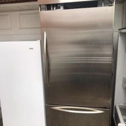 Kitchen Aid Refrigerator Bottom Freezer.