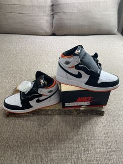 Jordan 1 Retro High ‘Electro Orange’