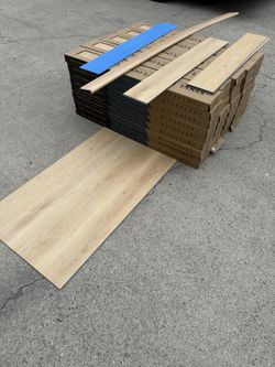 Vinyl Flooring And Laminate 