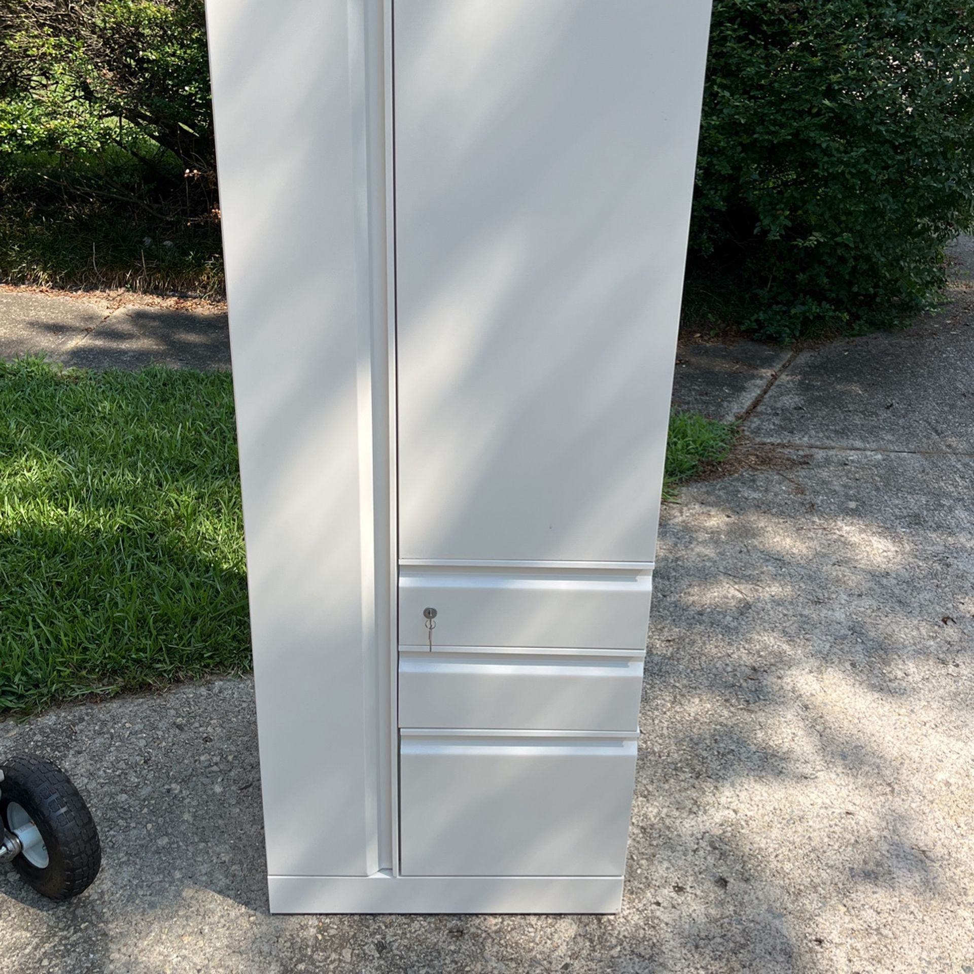 24 By 24 By 64 Metal File Cabinet Tower Light Tan