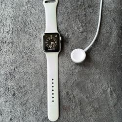Apple Watch 45 38 MM Great Condition