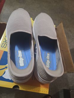Skechers