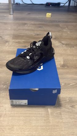 Nike Giannis immortality 2 Black, size 10, 11 & 12