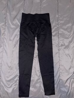 Black leggings size small