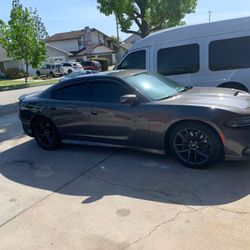 Dodger charger 2019