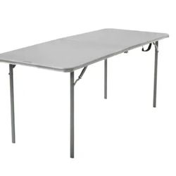 FOLDING TABLE 