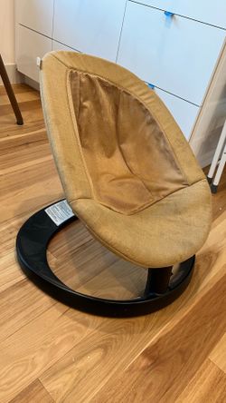 Nuna Leaf chair