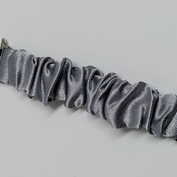 Yoswan Scrunchie Elastic Watch Band For Apple Watch 42/44mm Lavender Grey.
