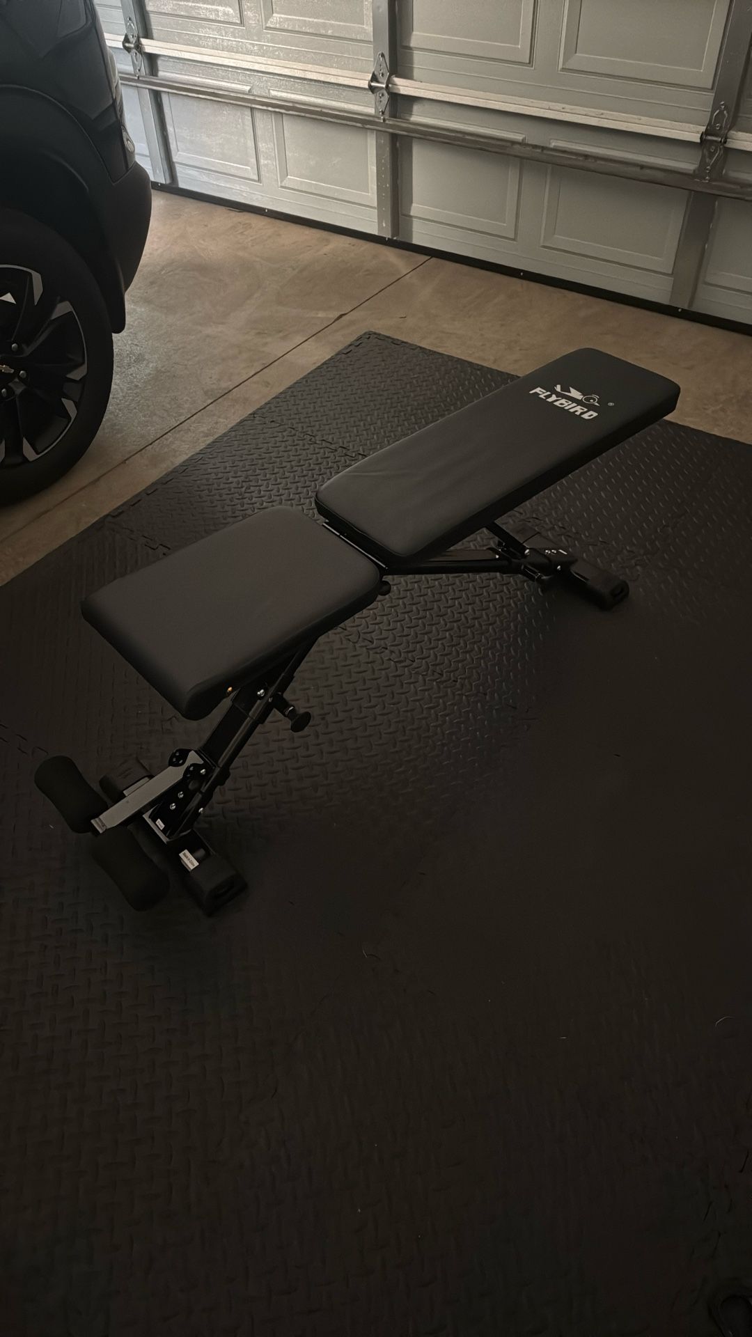 Adjustable Weight Bench