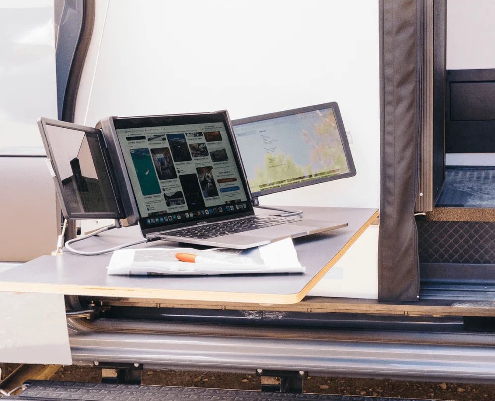 Xebec Tri-Screen 2 - Laptop Monitor Extender