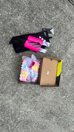 Girls Soccer Cleats And Shin Guards