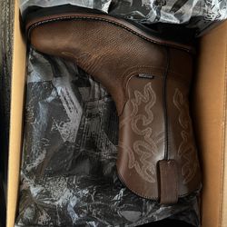 Work boots Iron ⚒️Age and Hytest size 9