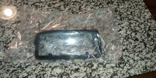 Tailgate bezel for S10 truck