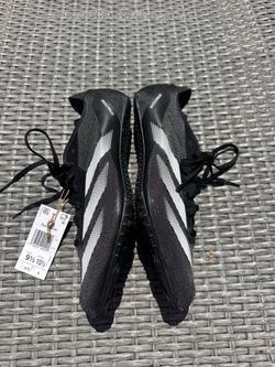 Track shoes
