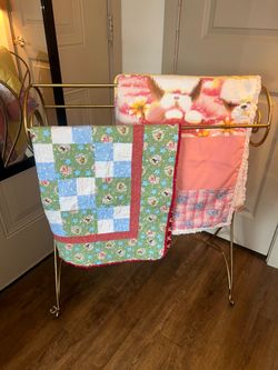 Beautiful Vintage Mid-Century Quilt Rack