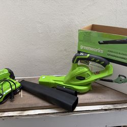 Greenworks 40V Cordless Blower Variable Speed Lightweight w/Battery & Charger