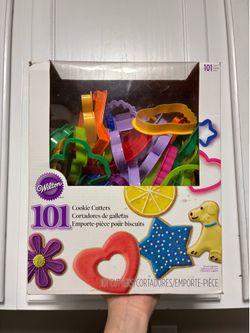 Full set 101 cookie cutters brand new!