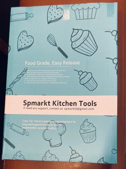Paid $41New 2 Pack ceramic coated non- stick baking pans With Lids