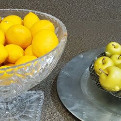 Hobby Lobby Artificial Mini Green Apples & Huge Bowl of Lemons
ONLY SELLING FRUIT NOT BOWLS