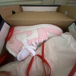 Air Jordan’s Ones Mid GS 