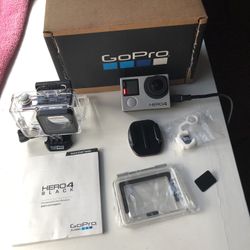 GoPro Hero 4 With All Accesorios New